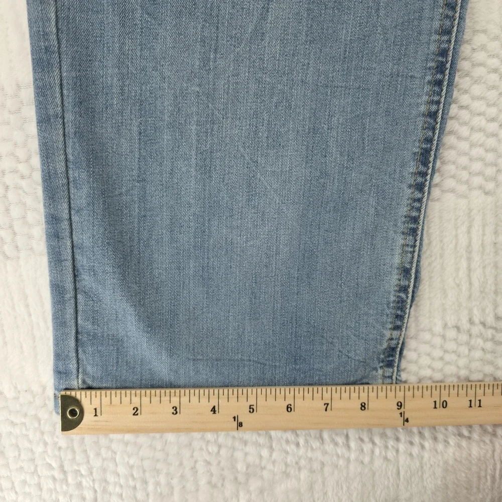Levis 541 Athletic Taper Jeans Mens 47x28 Blue Medium Wash Denim Relaxed Fit